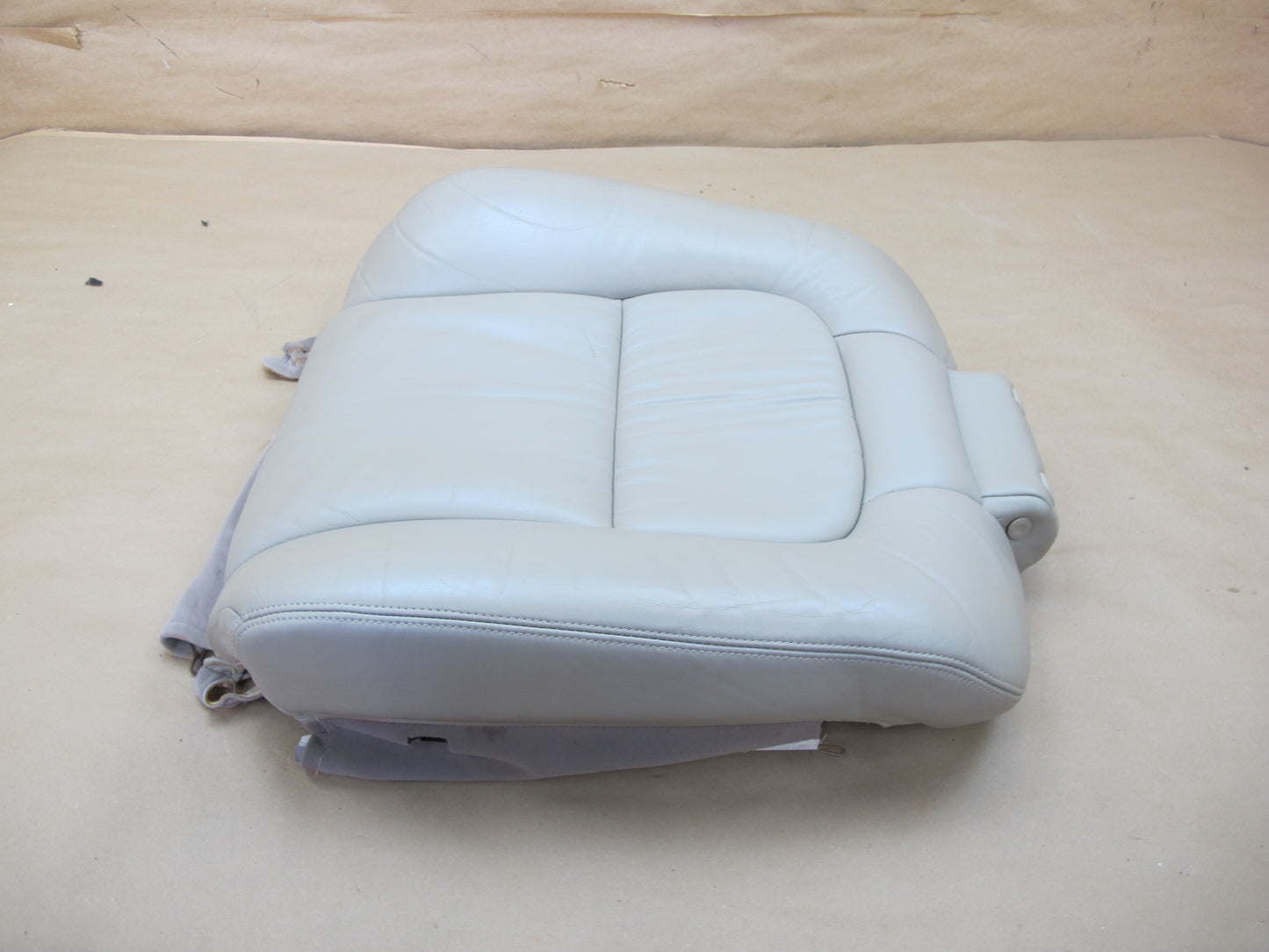 98-00 LEXUS SC300 SC400 FRONT RIGHT SEAT UPPER BACKREST LEATHER CUSHION OEM