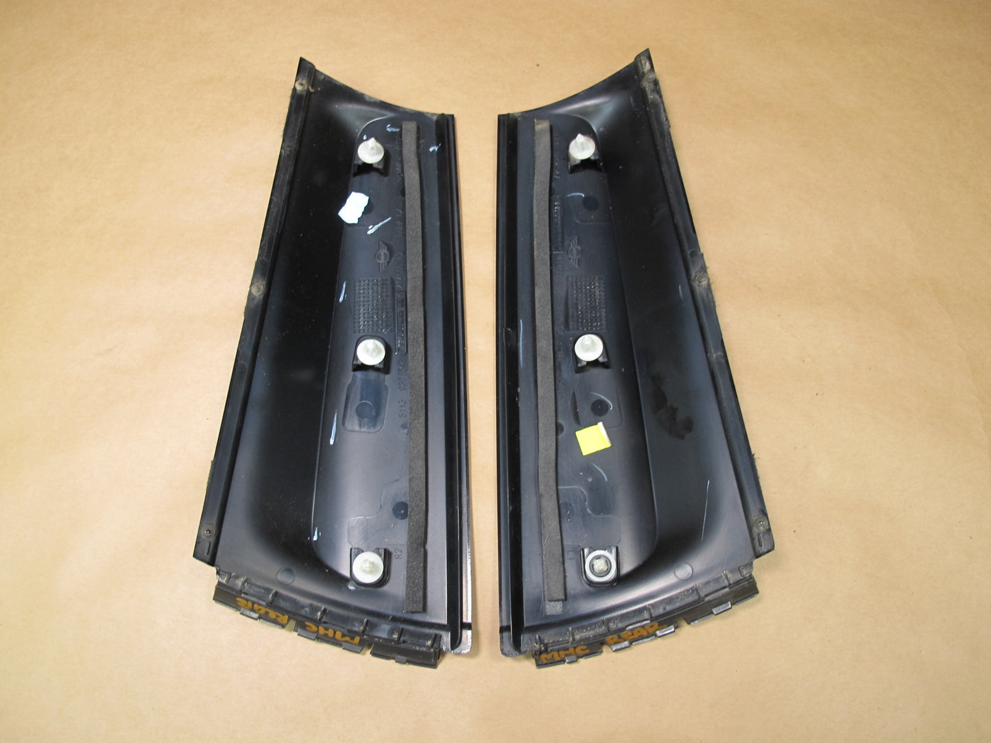 11-16 MINI COOPER R60 COUNTRYMAN SET OF 2 REAR D PILLAR TRIM COVER PANEL OEM