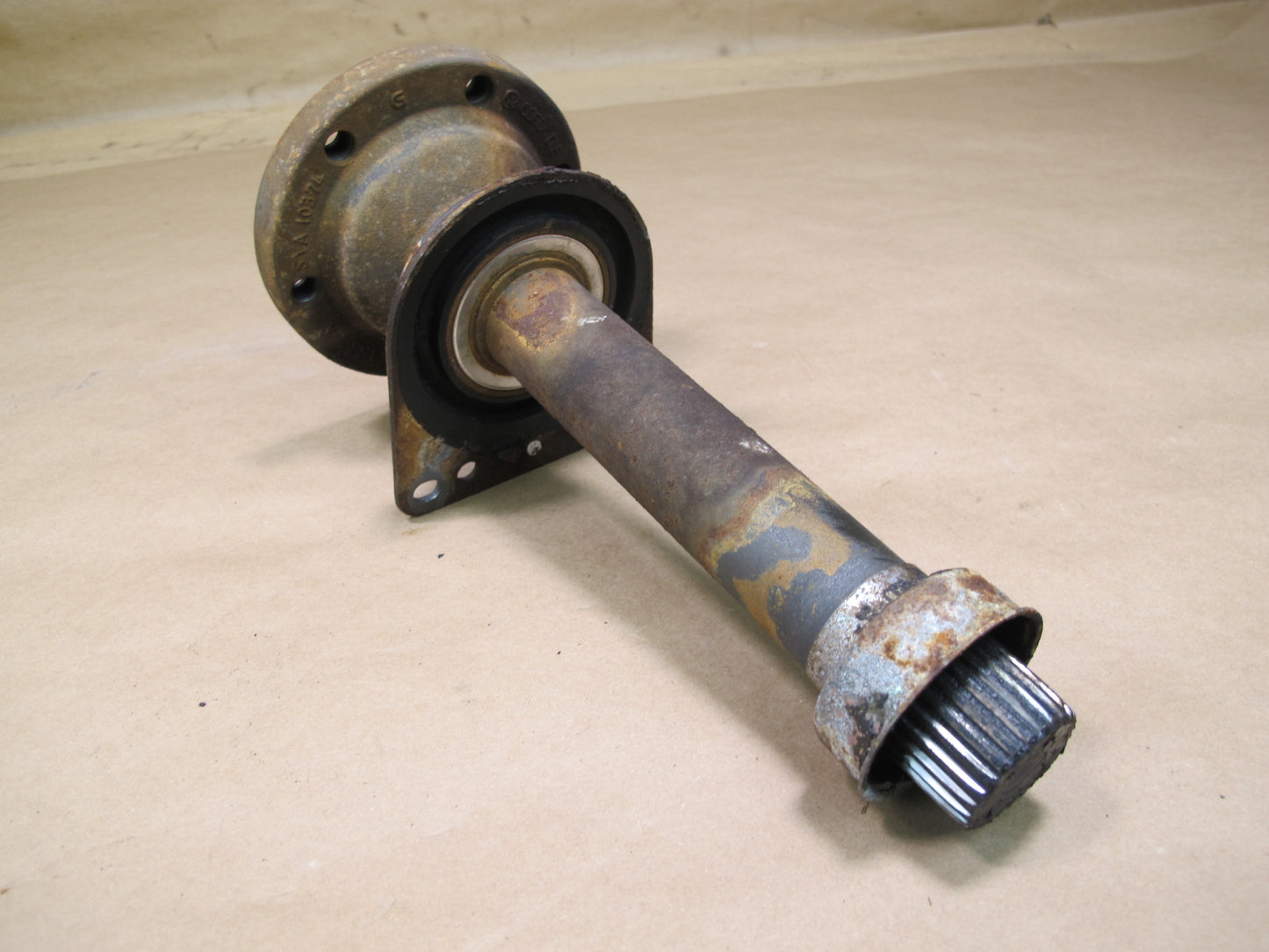 1999-2003 VW EUROVAN T4 2.8L TRANSMISSION RIGHT FLANGE SHAFT OEM