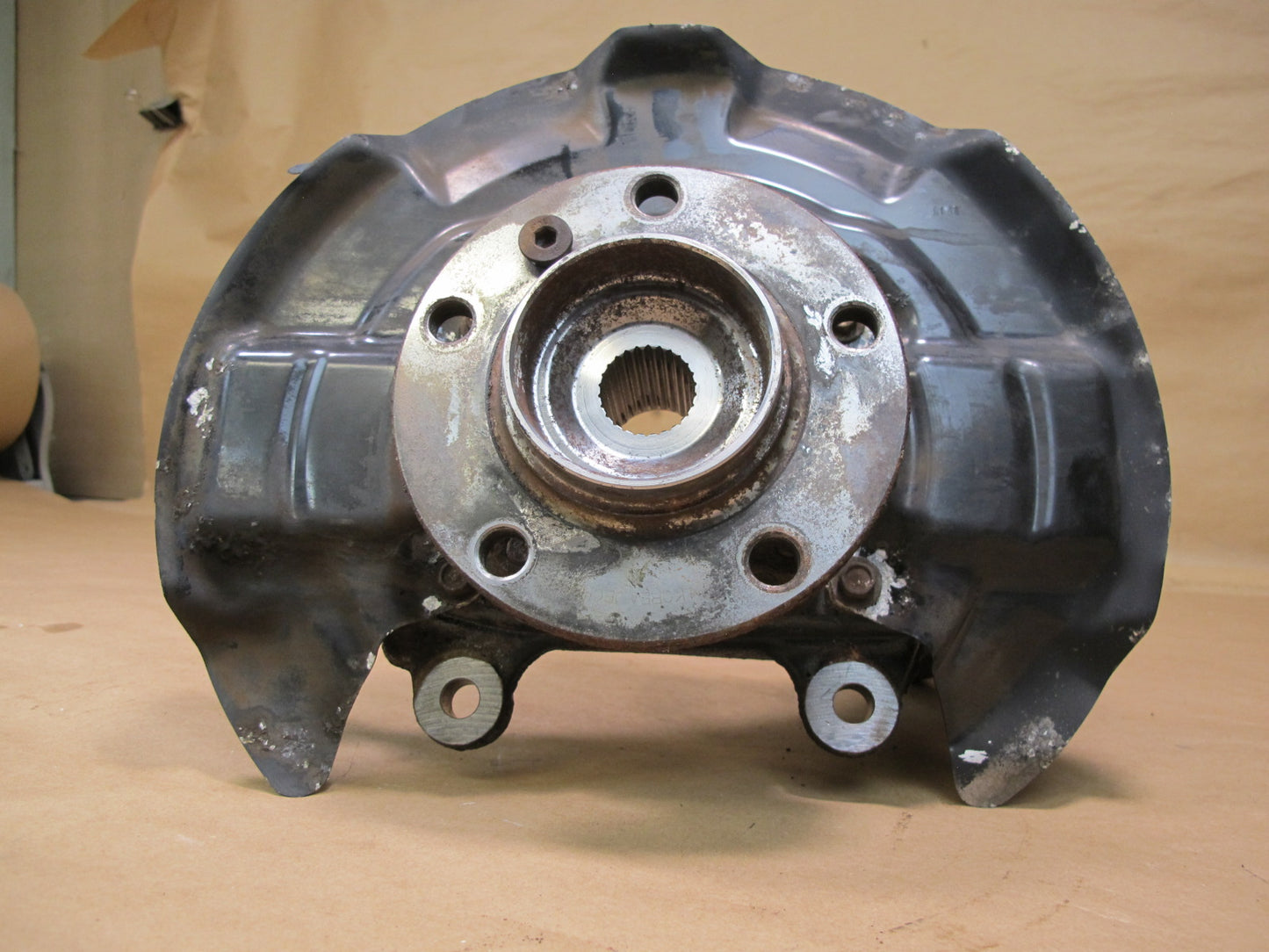 12-16 MINI COOPER R60 COUNTRYMAN AWD FRONT LEFT SPINDLE KNUCKLE WHEEL HUB OEM