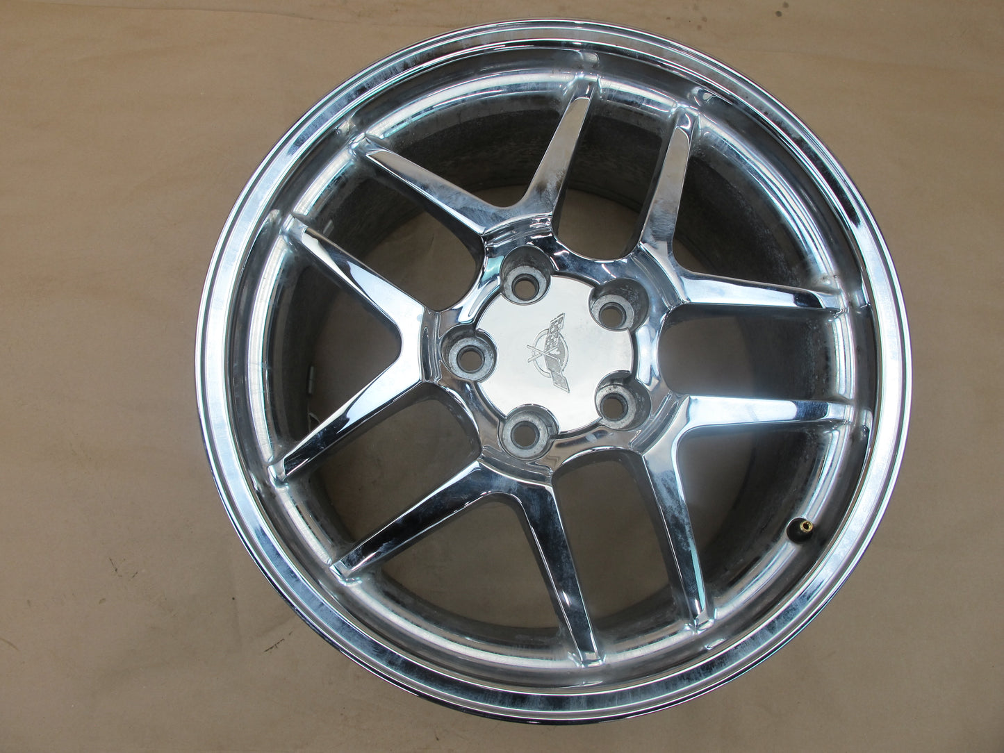 97-04 CHEVROLET CORVETTE C5 REAR CHROME R18" ALLOY WHEEL RIM 18x10.5J ET56 OEM