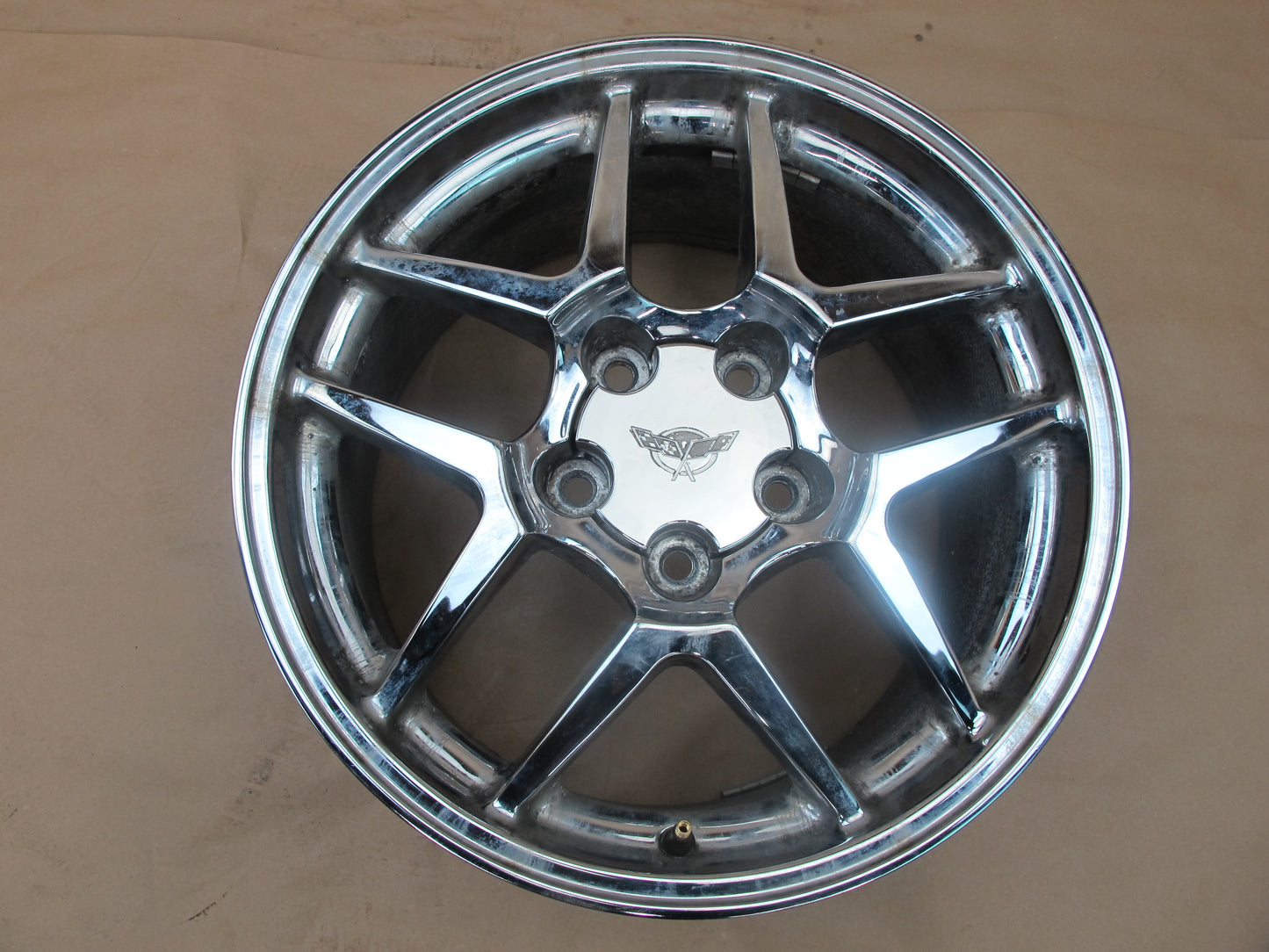 97-04 CHEVROLET CORVETTE C5 FRONT CHROME ALLOY WHEEL RIM 17x9.5JJ ET54 OEM