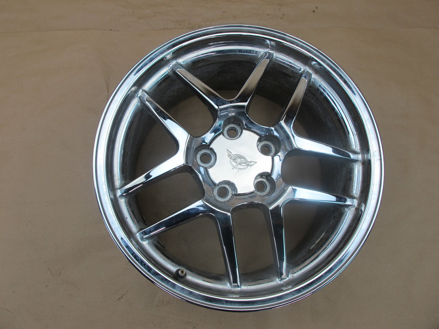 97-04 CHEVROLET CORVETTE C5 REAR CHROME R18" ALLOY WHEEL RIM 18x10.5J ET56 OEM