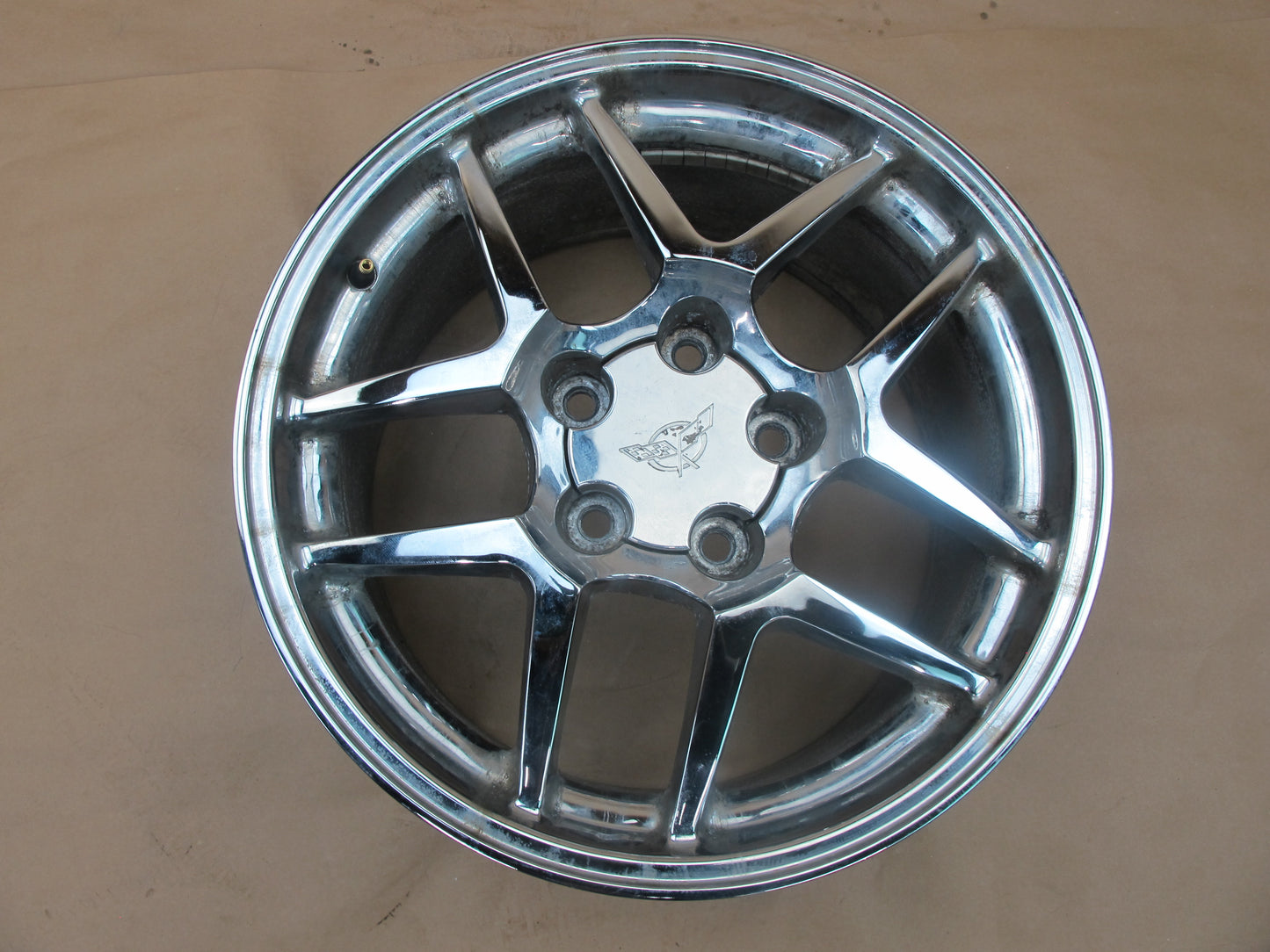 97-04 CHEVROLET CORVETTE C5 FRONT CHROME ALLOY WHEEL RIM 17x9.5JJ ET54 OEM