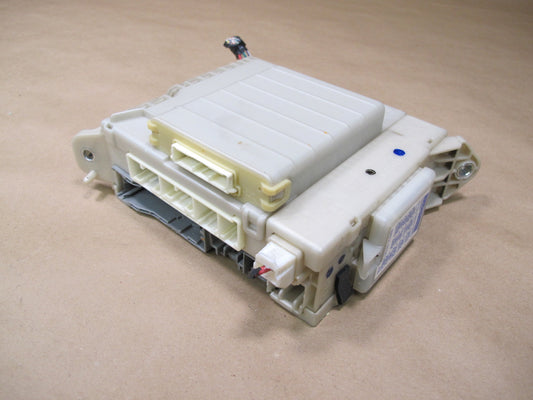 2010 LEXUS IS250 IS350 POWER JUNCTION FUSE RELAY BOX 82672-53150 OEM