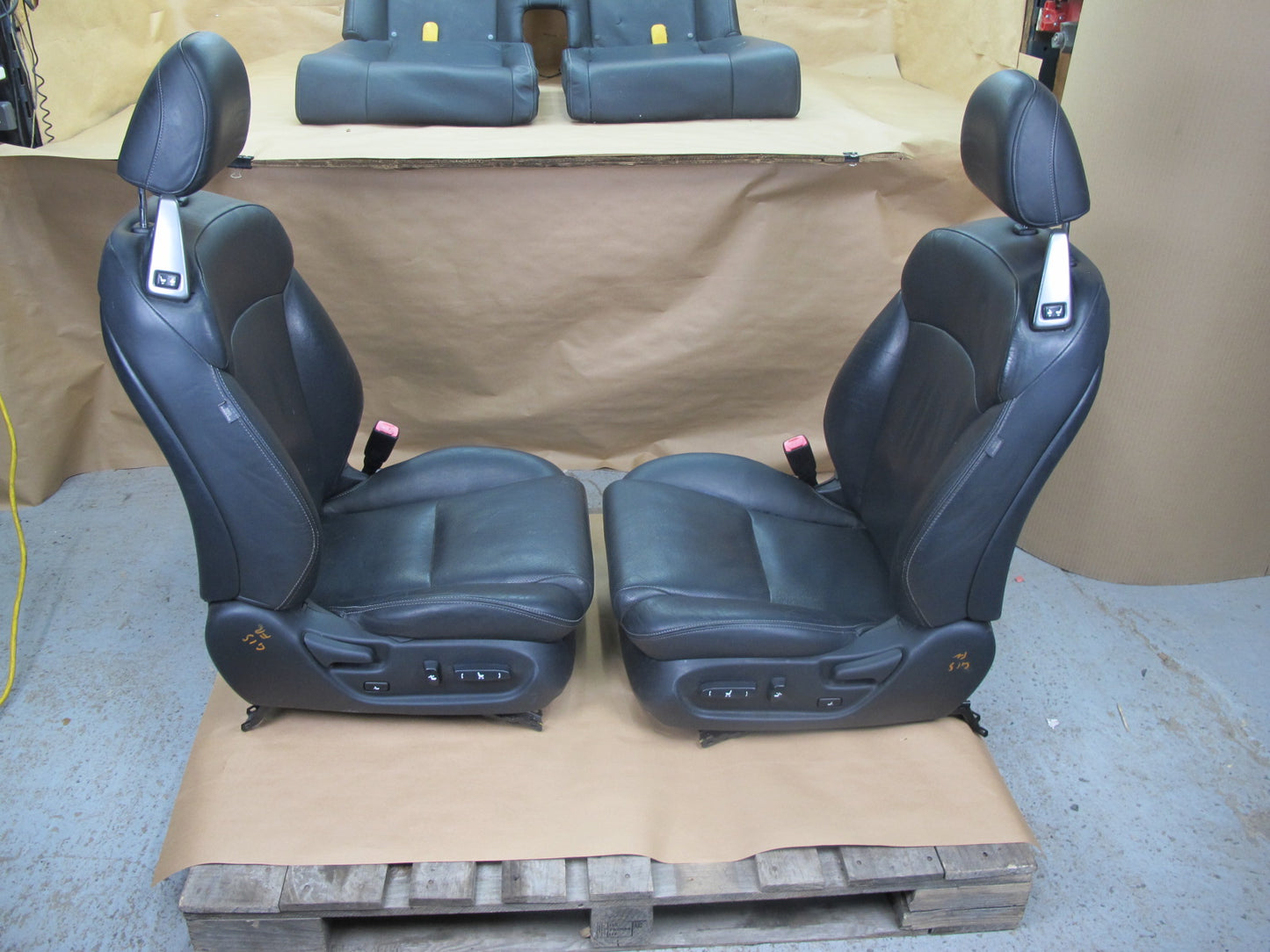 10-11 LEXUS IS250 IS350 CONVERTIBLE FRONT REAR LEATHER VENT SEAT BLACK SET OEM
