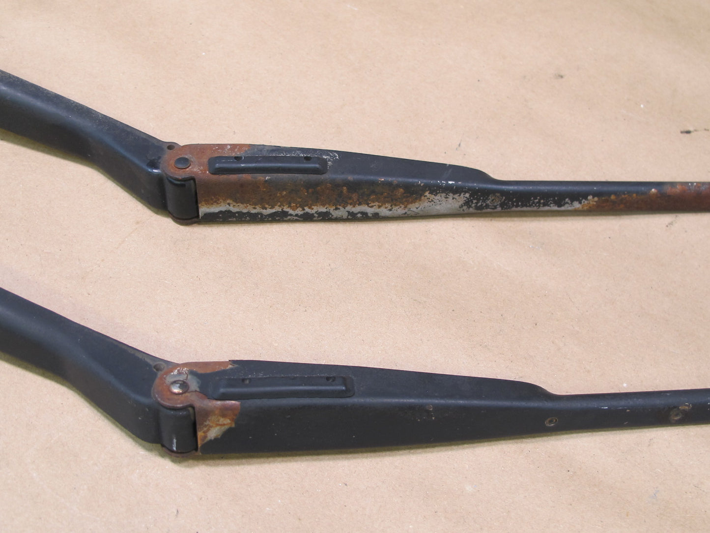 89-92 Toyota Supra MK3 Set of 2 Front Left & Right Windshield Wiper Arm OEM