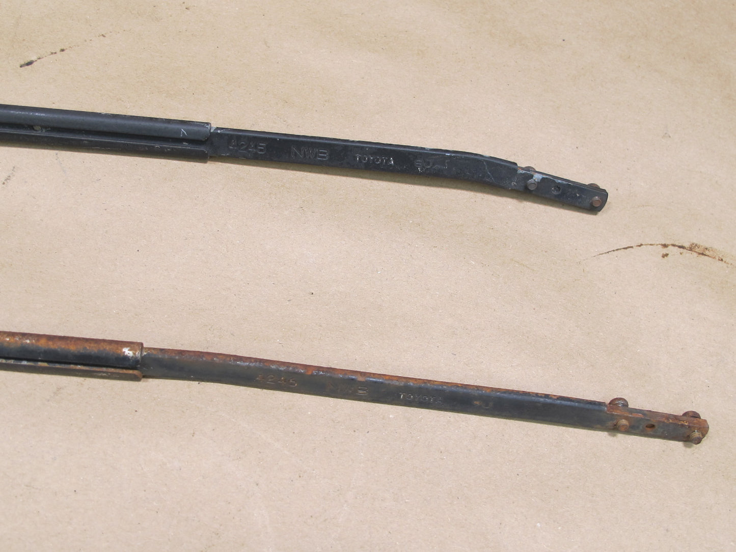 89-92 Toyota Supra MK3 Set of 2 Front Left & Right Windshield Wiper Arm OEM