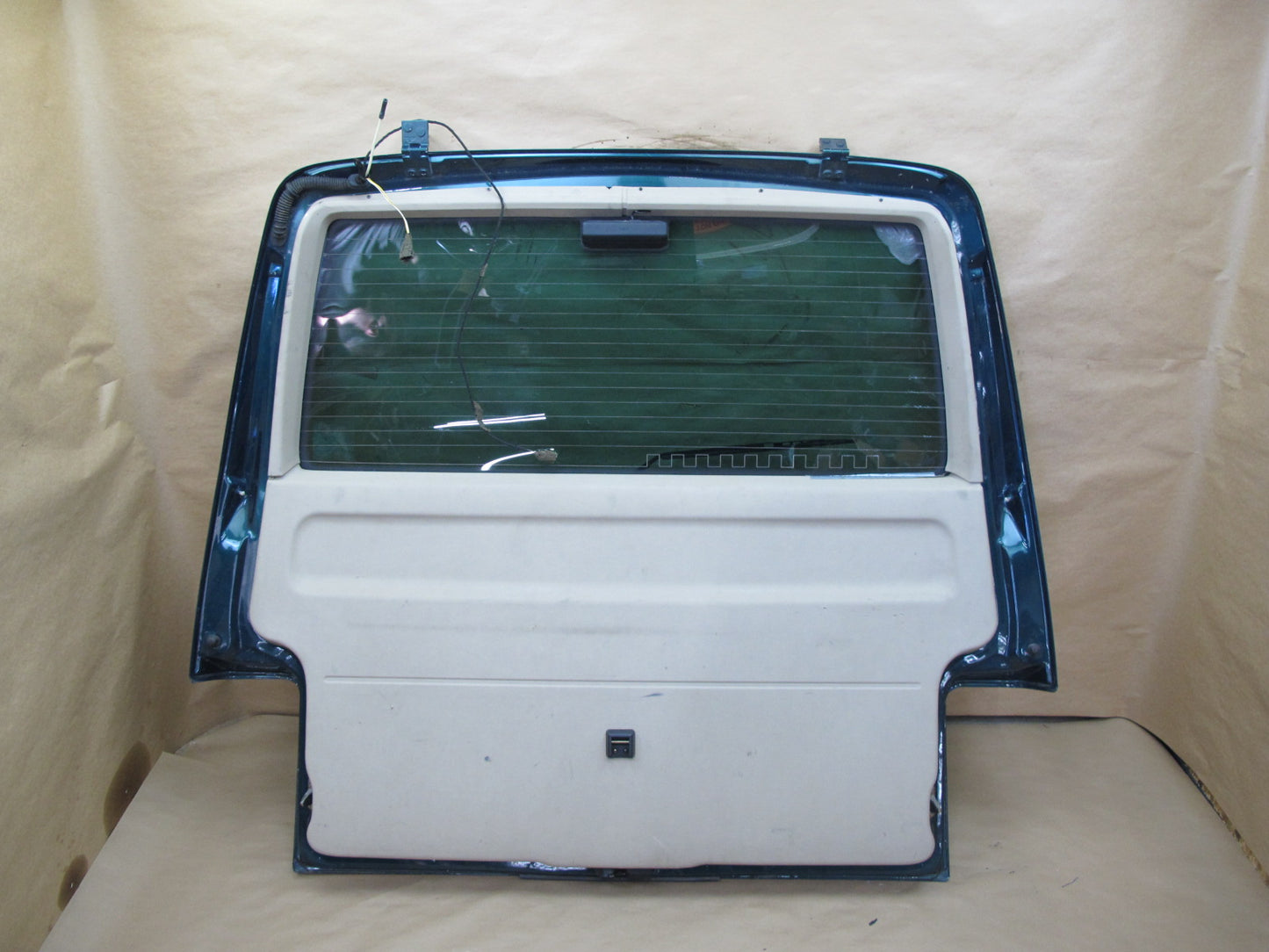 99-03 VW EUROVAN T4 REAR TRUNK LID TAILGATE LIFTGATE SHELL PANEL W GLASS OEM