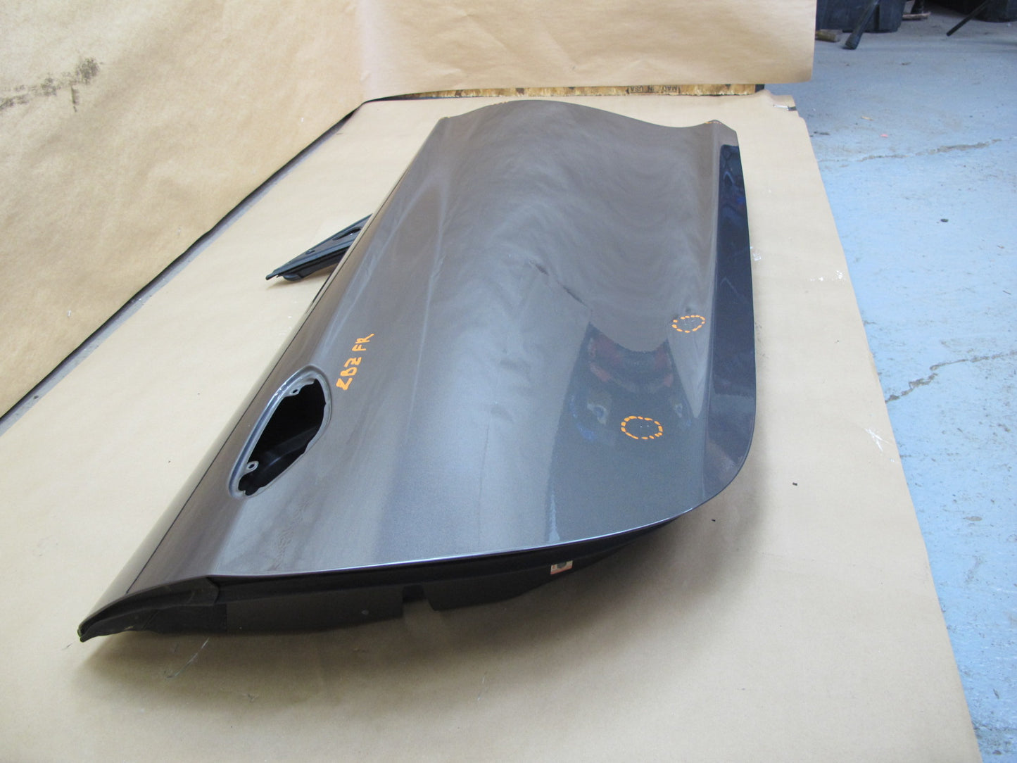 09-16 BMW E89 Z4 CONVERTIBLE RIGHT PASSENGER DOOR SHELL PANEL COVER OEM