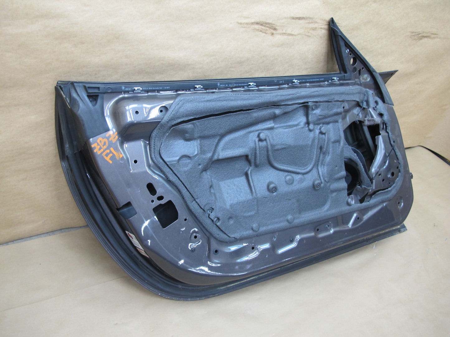 09-16 BMW E89 Z4 CONVERTIBLE LEFT DRIVER DOOR SHELL PANEL COVER OEM