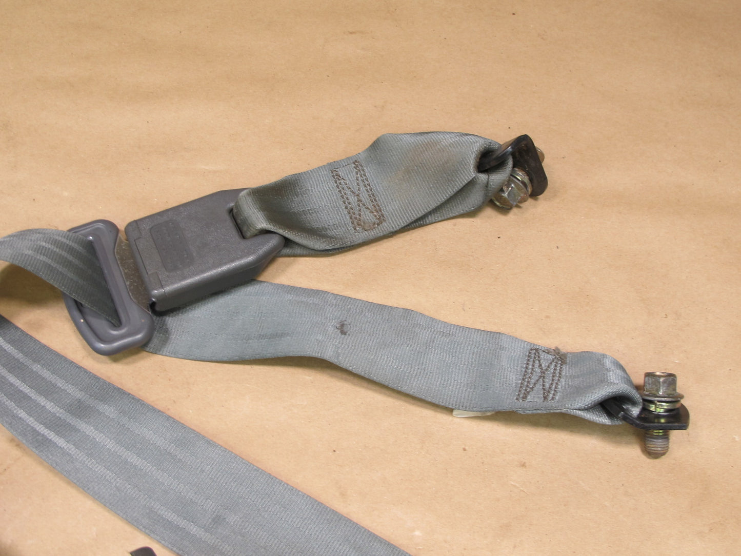 89-92 TOYOTA SUPRA MK3 REAR LEFT & RIGHT SIDE SEATBELT RETRACTOR SET OEM