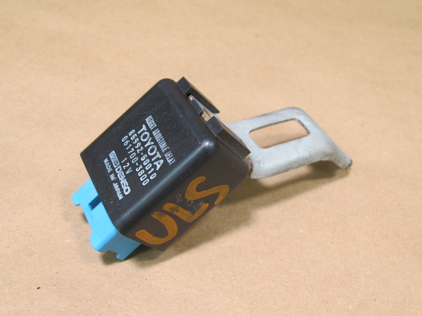 95-00 LEXUS UCF20 LS400 HEIGHT ADJUSTMENT RELAY MODULE 85992-50010 OEM