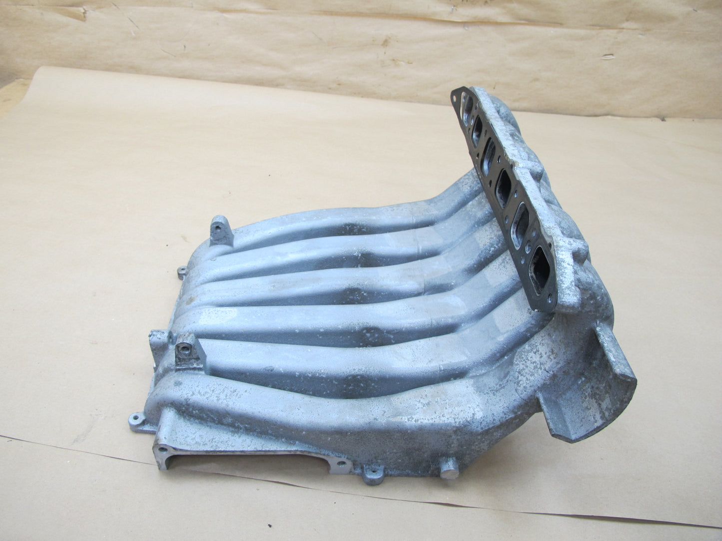 01-03 VW EUROVAN T4 2.8L ENGINE INTAKE MANIFOLD OEM