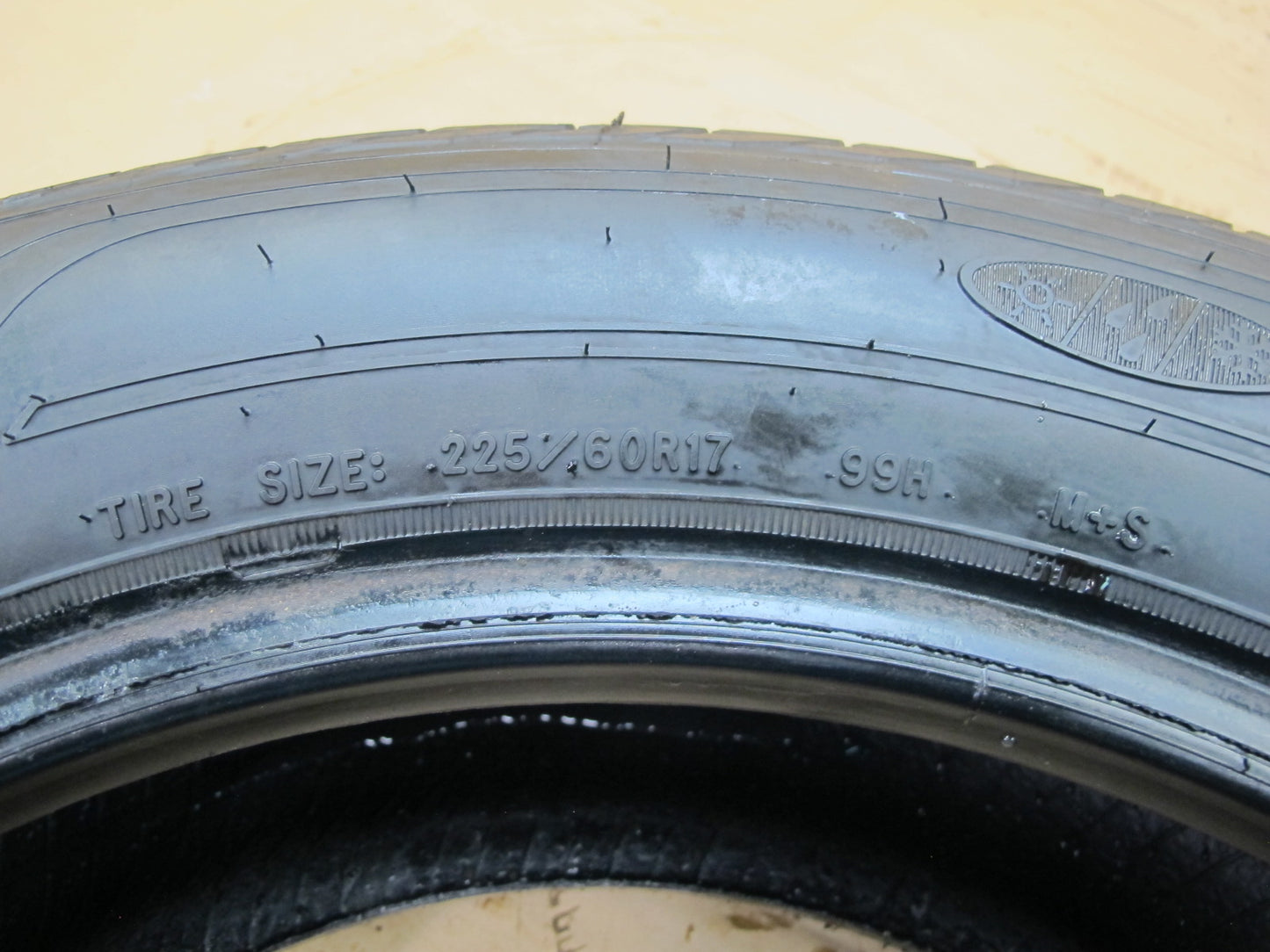 Set Of 2 Goodyear Assurance Weather Ready AS Tire 225/60R17 99H 0222 8/32