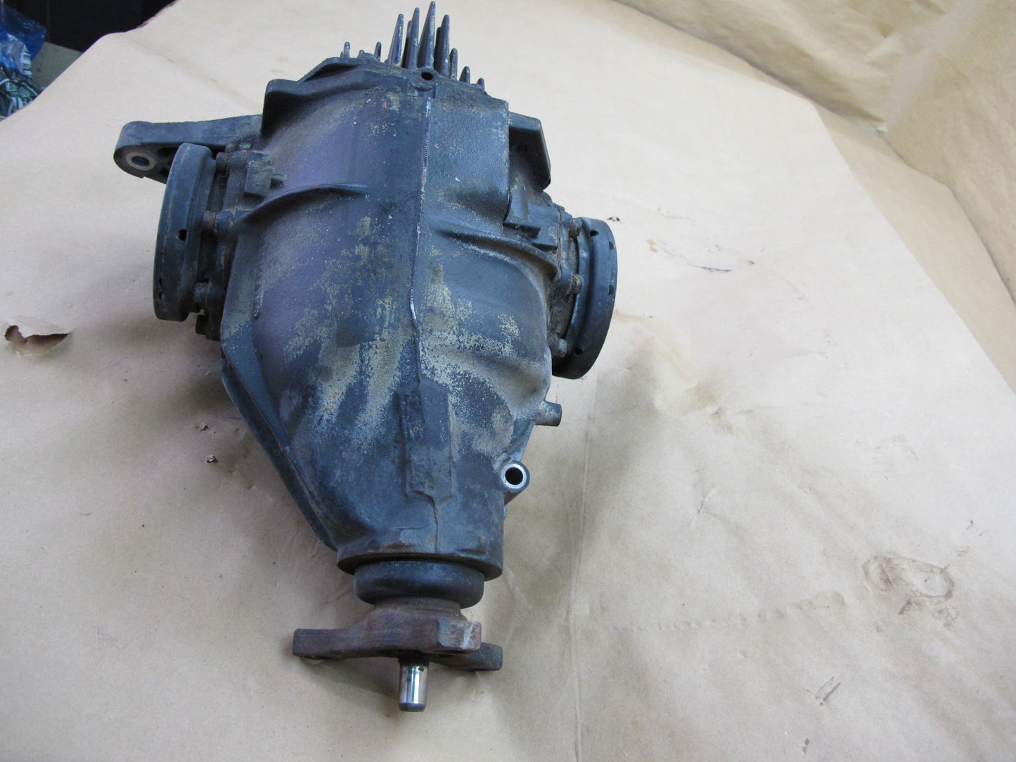 96-98 MERCEDES R129 SL-CLASS REAR DIFFERENTIAL AXLE CARRIER 2.65 RATIO OEM