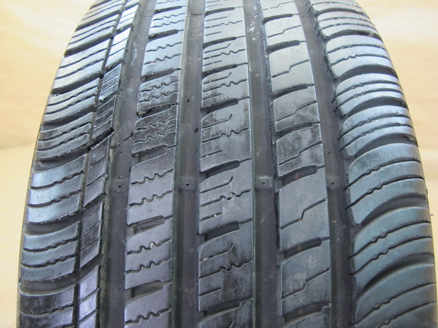 Kumho Solus TA71 AS Tire 245/45ZR17 99W 1421 10/32 Tread