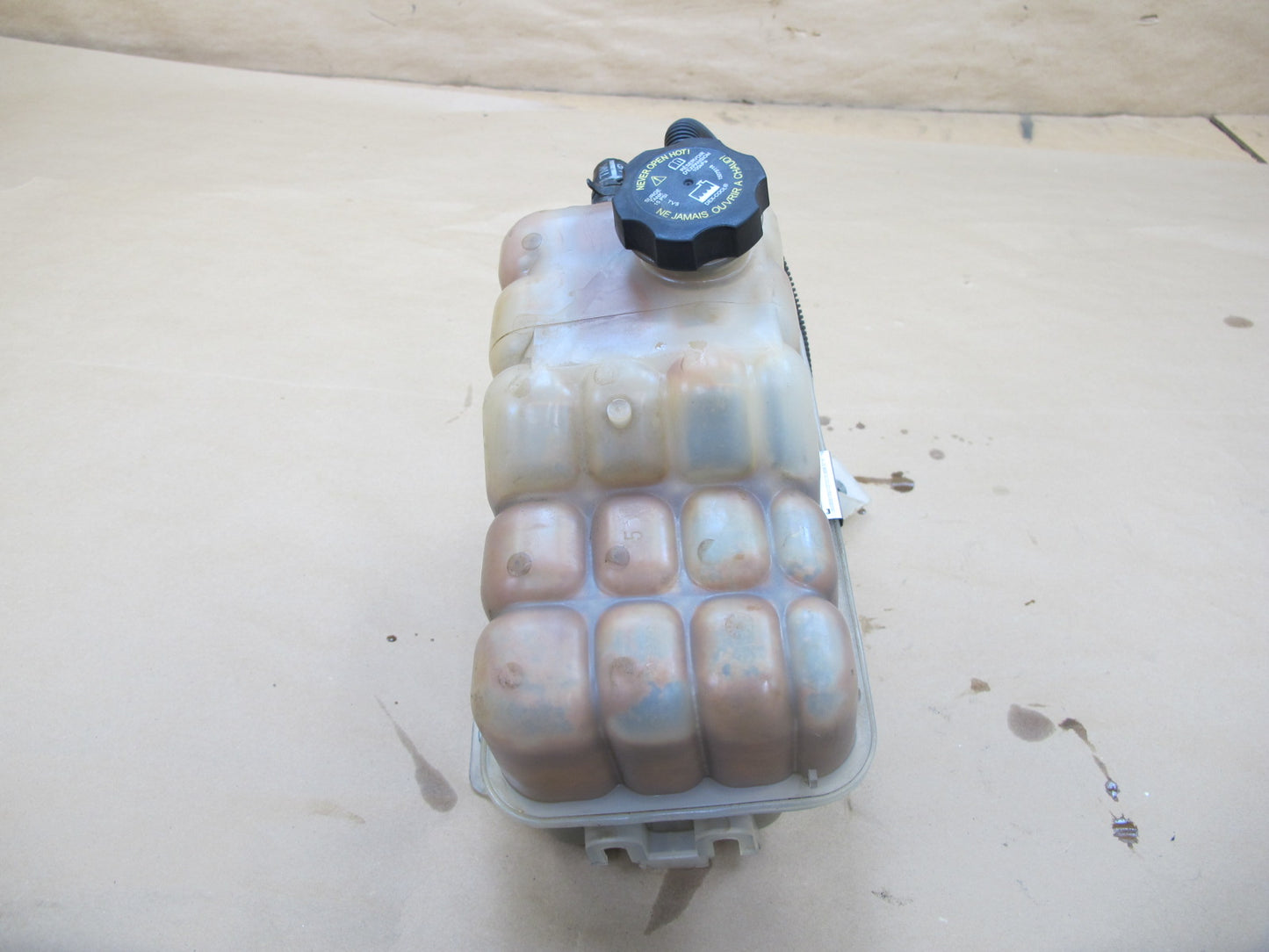 2003-2009 Hummer H2 Radiator Coolant Overflow Bottle Reservoir Tank