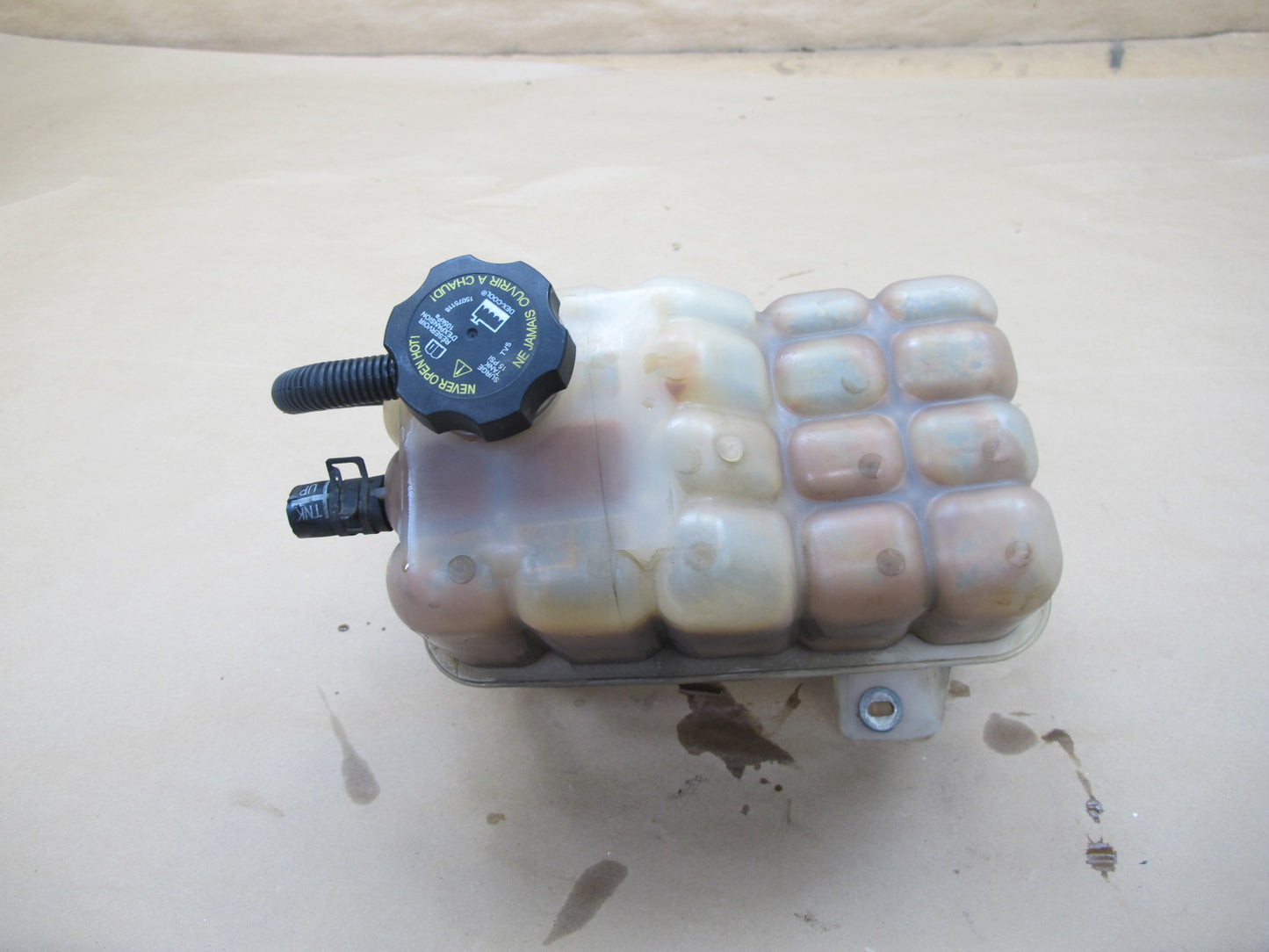 2003-2009 Hummer H2 Radiator Coolant Overflow Bottle Reservoir Tank