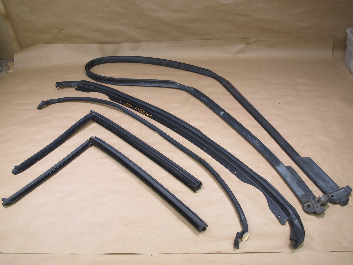 94-97 Mercedes R129 TOP Roof Hardtop Weatherstrip Rubber Seal Cover Set OEM