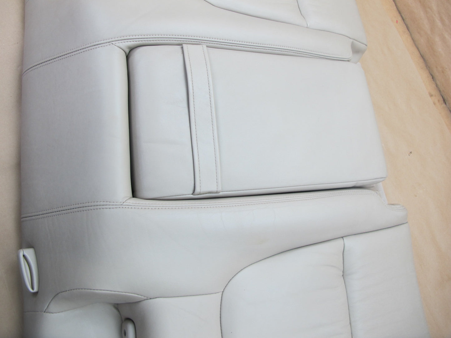 95-97 Lexus LS400 UCF20 Rear Upper Seat Cushion Leather Ivory OEM