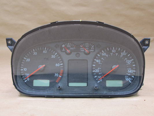 01-03 VW Eurovan T4 Instrument Cluster Gauge Speedometer 7D0920905A OEM