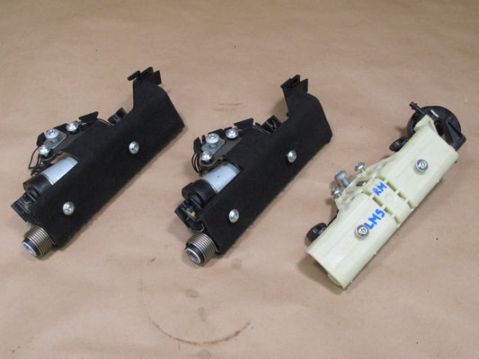 07-13 Mercedes W221 S-class Rear Seat Headrest Folding Mechanism Motor Set OEM