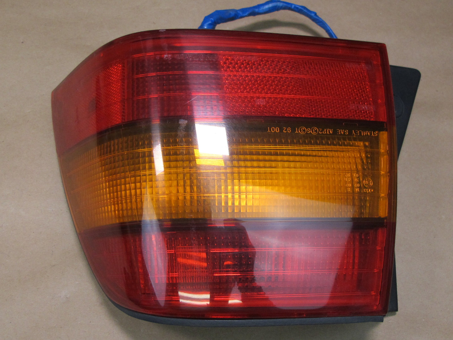 95-97 Lexus UCF20 LS400 Set of 4 Rear Inner & Outer Tail Light Lamp OEM