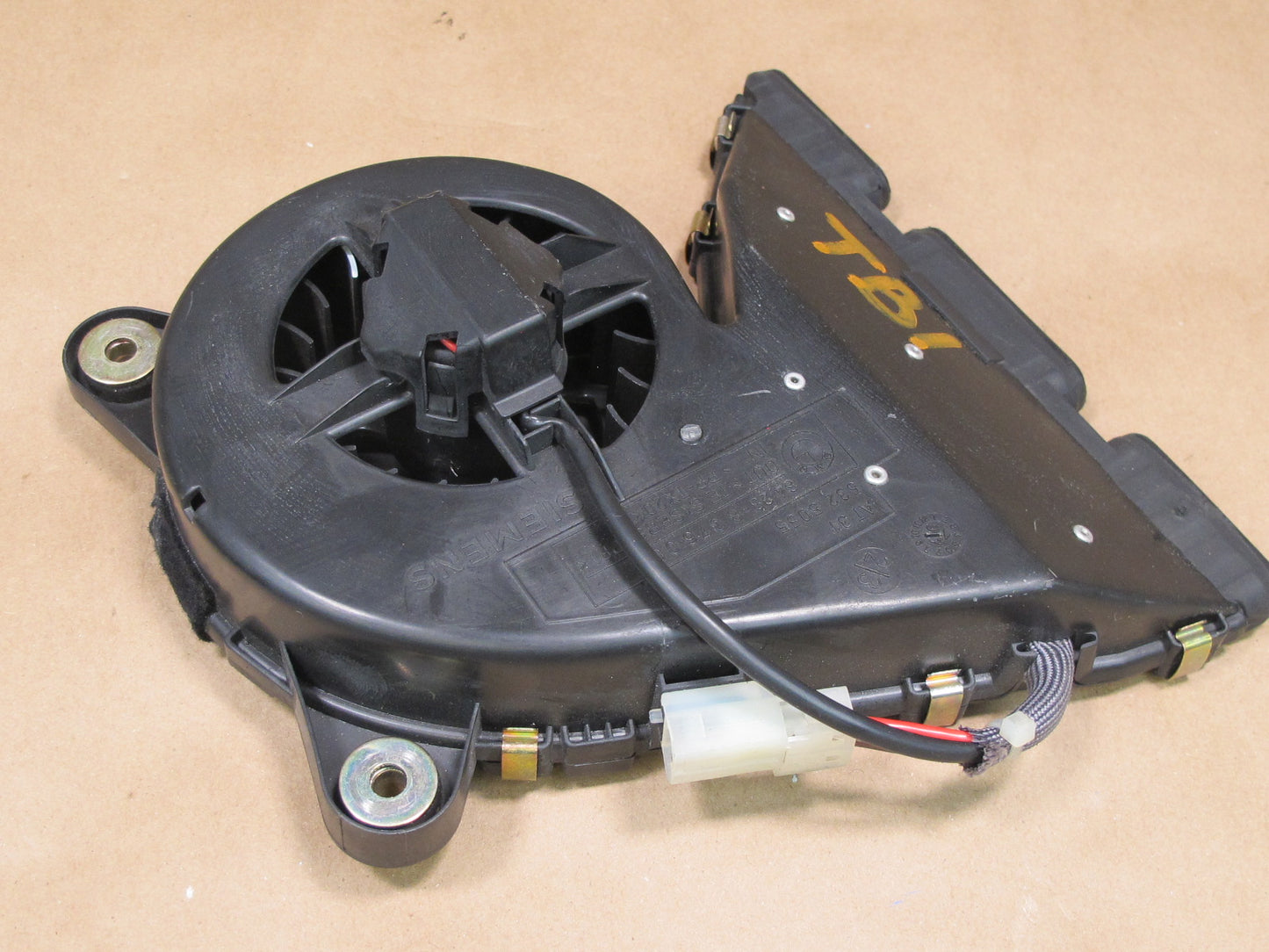 96-99 BMW E36 Convertible Rear Window Air Vent Defrost Blower Motor Fan OEM