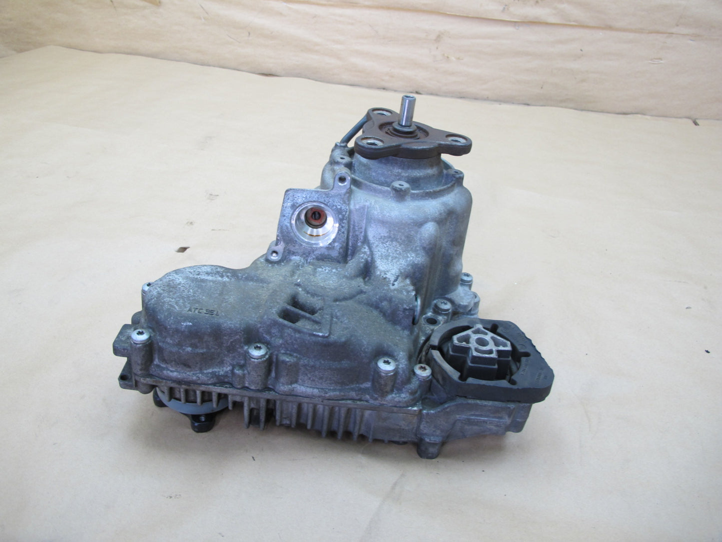 11-15 BMW F10 F30 F31 Xdrive AWD ATC35L Transmission Transfer Case 7649782 OEM