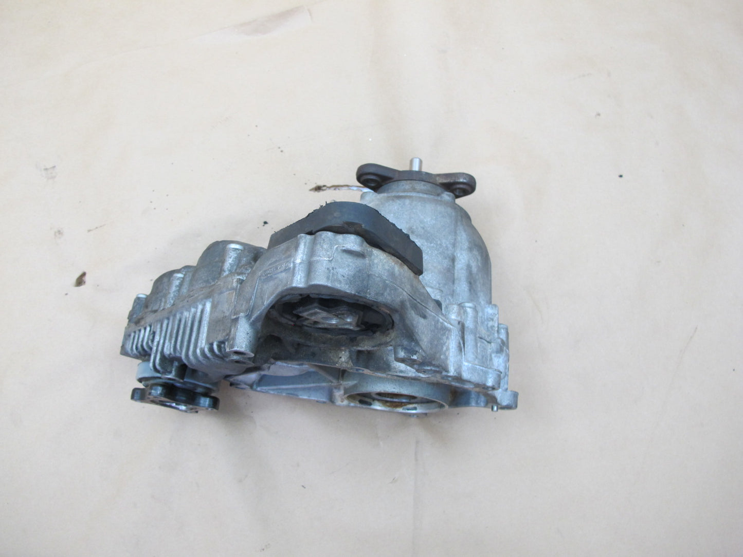 11-15 BMW F10 F30 F31 Xdrive AWD ATC35L Transmission Transfer Case 7649782 OEM