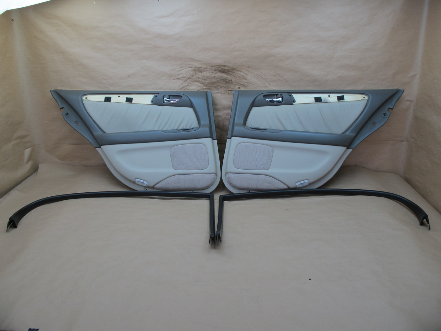 98-05 Lexus GS300 Rear Interior Doors Trim Panel & Weatherstrip Seal Set OEM