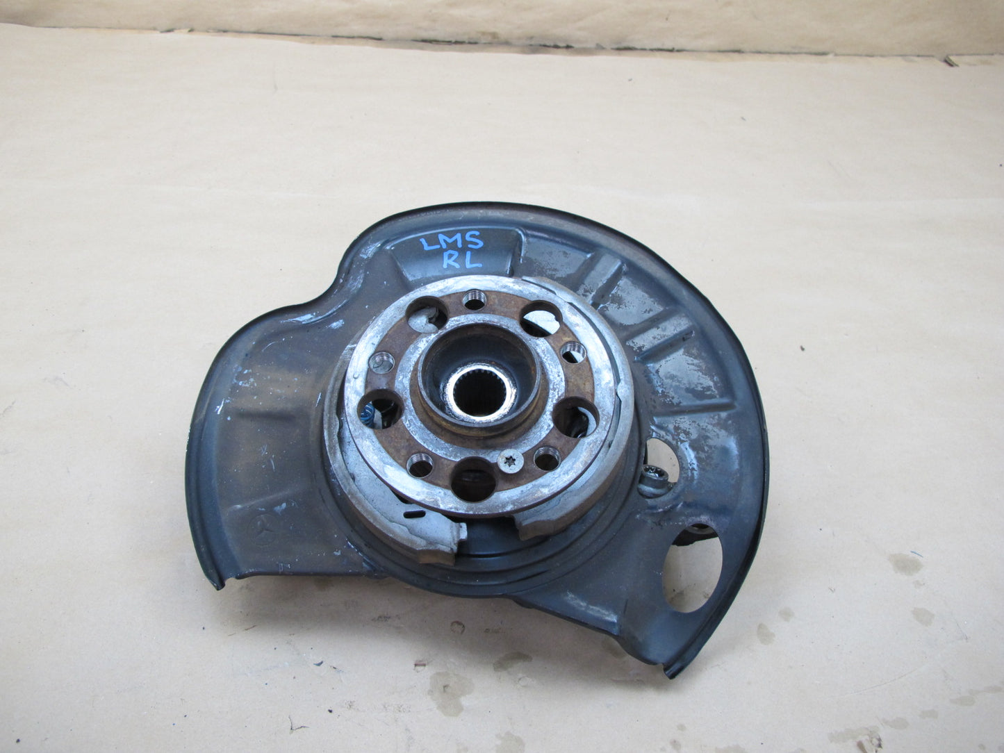 07-13 Mercedes W221 S-class RWD Rear Left Spindle Knuckle Wheel Hub OEM