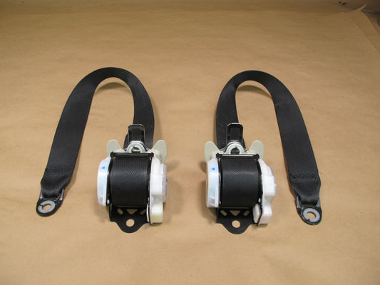 11-17 INFINITI QX56 QX80 REAR RIGHT & LEFT SIDE SEATBELT RETRACTOR SET OEM