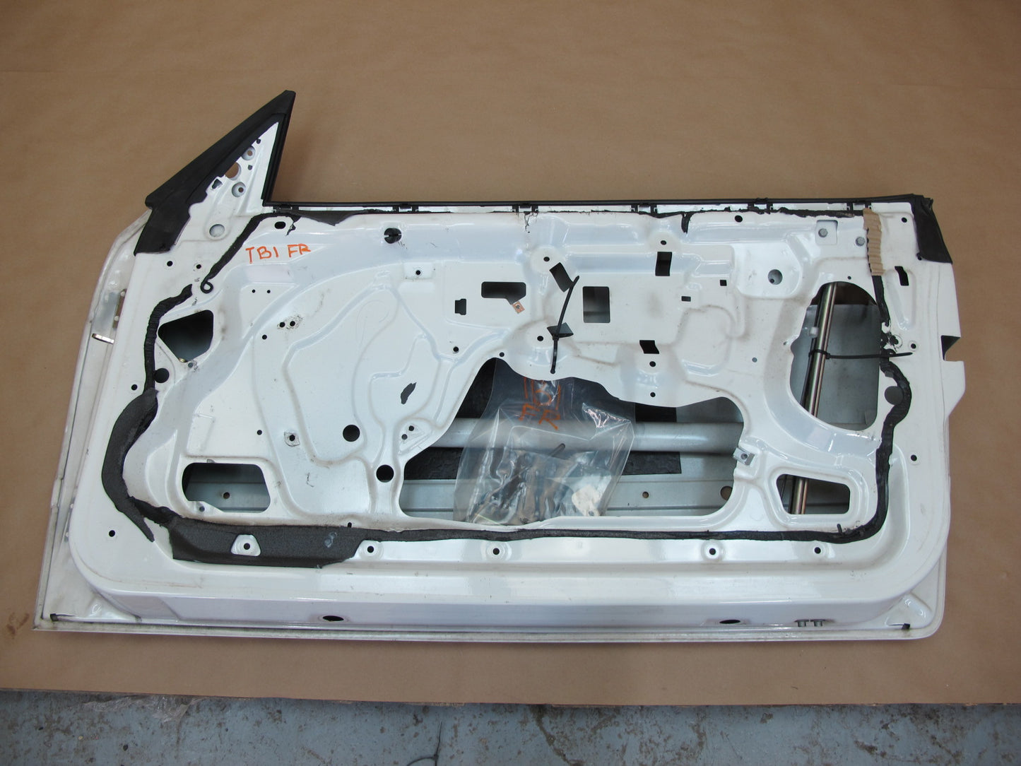 94-99 BMW E36 Coupe Convertible Right Passenger Door Shell Panel White OEM