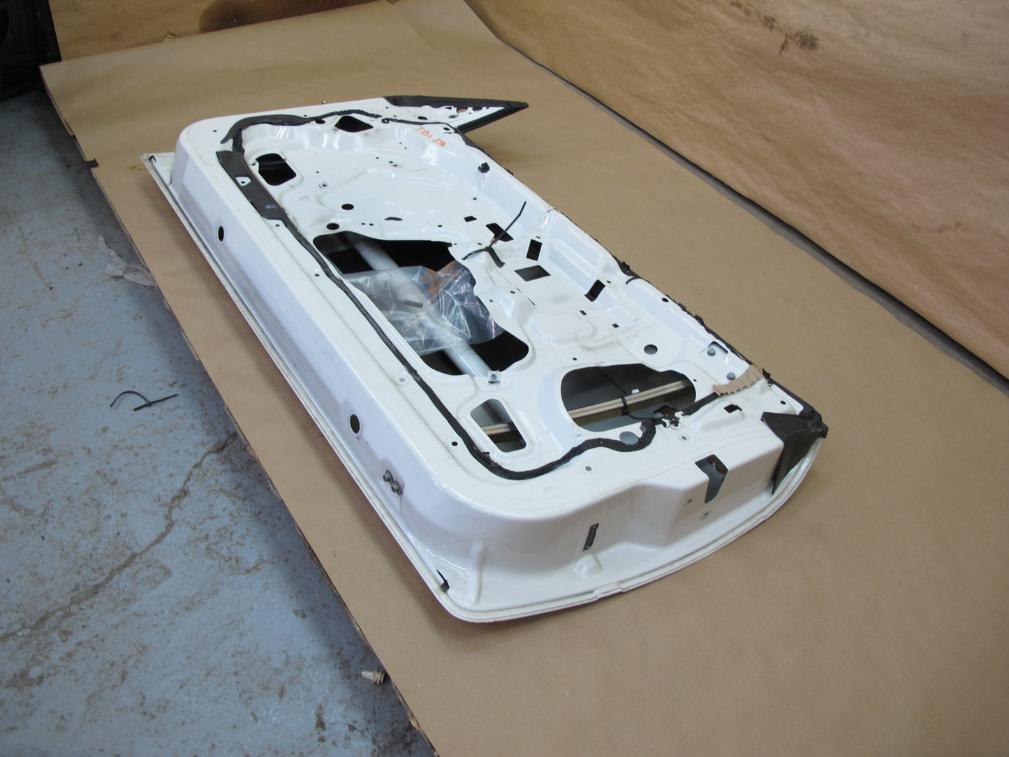 94-99 BMW E36 Coupe Convertible Right Passenger Door Shell Panel White OEM