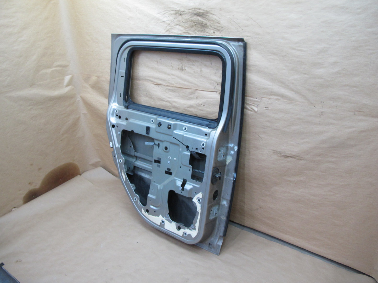 2003-2009 Hummer H2 Rear Left Driver Side Exterior Door Shell Panel Silver