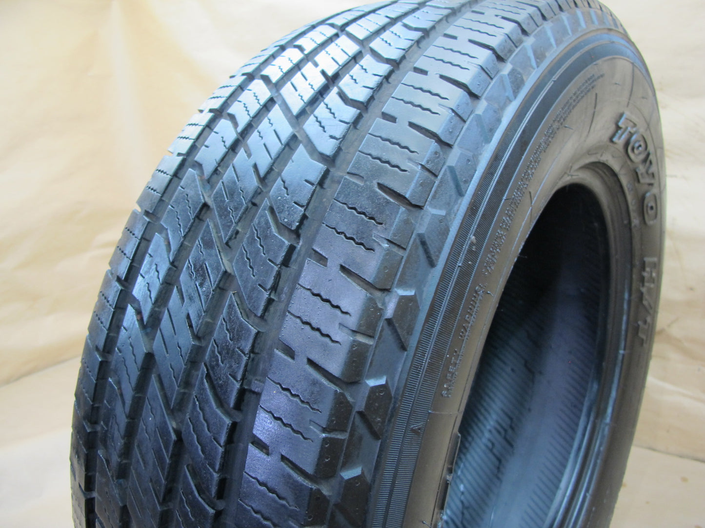 Toyo Open Country H/T AS Tire 265/65 R17 112T 4519 10/32 Tread