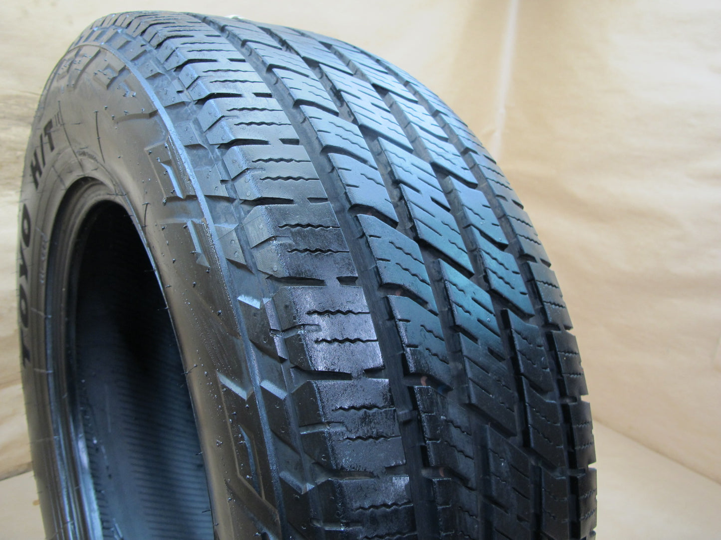 Toyo Open Country H/T AS Tire 265/65 R17 112T 4519 10/32 Tread