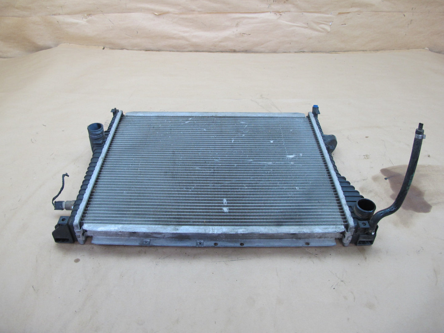 99-02 BMW E36/7 Z3 Engine Cooling Radiator OEM