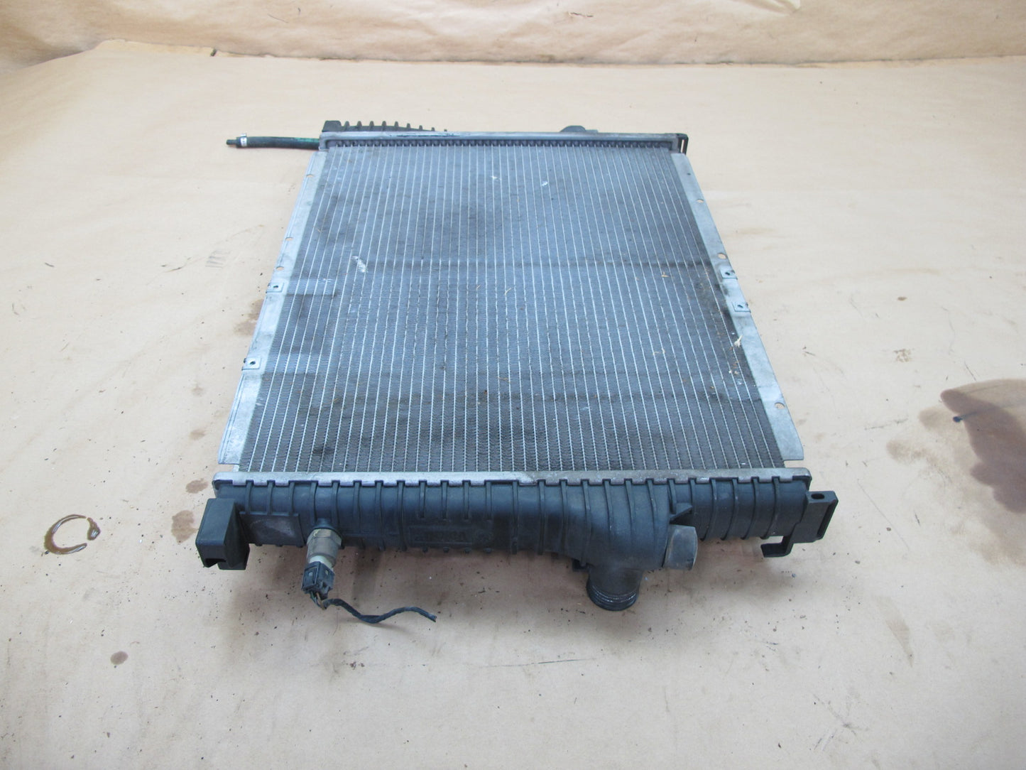 99-02 BMW E36/7 Z3 Engine Cooling Radiator OEM