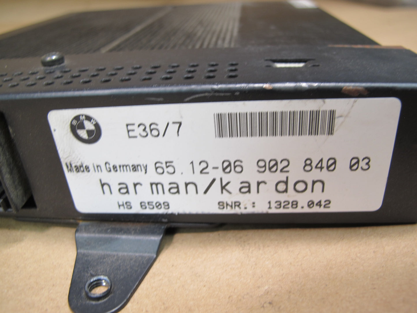 99-02 BMW E36/7 Z3 Harman Kardon Hi-fi Audio Amplifier AMP 6902840 OEM