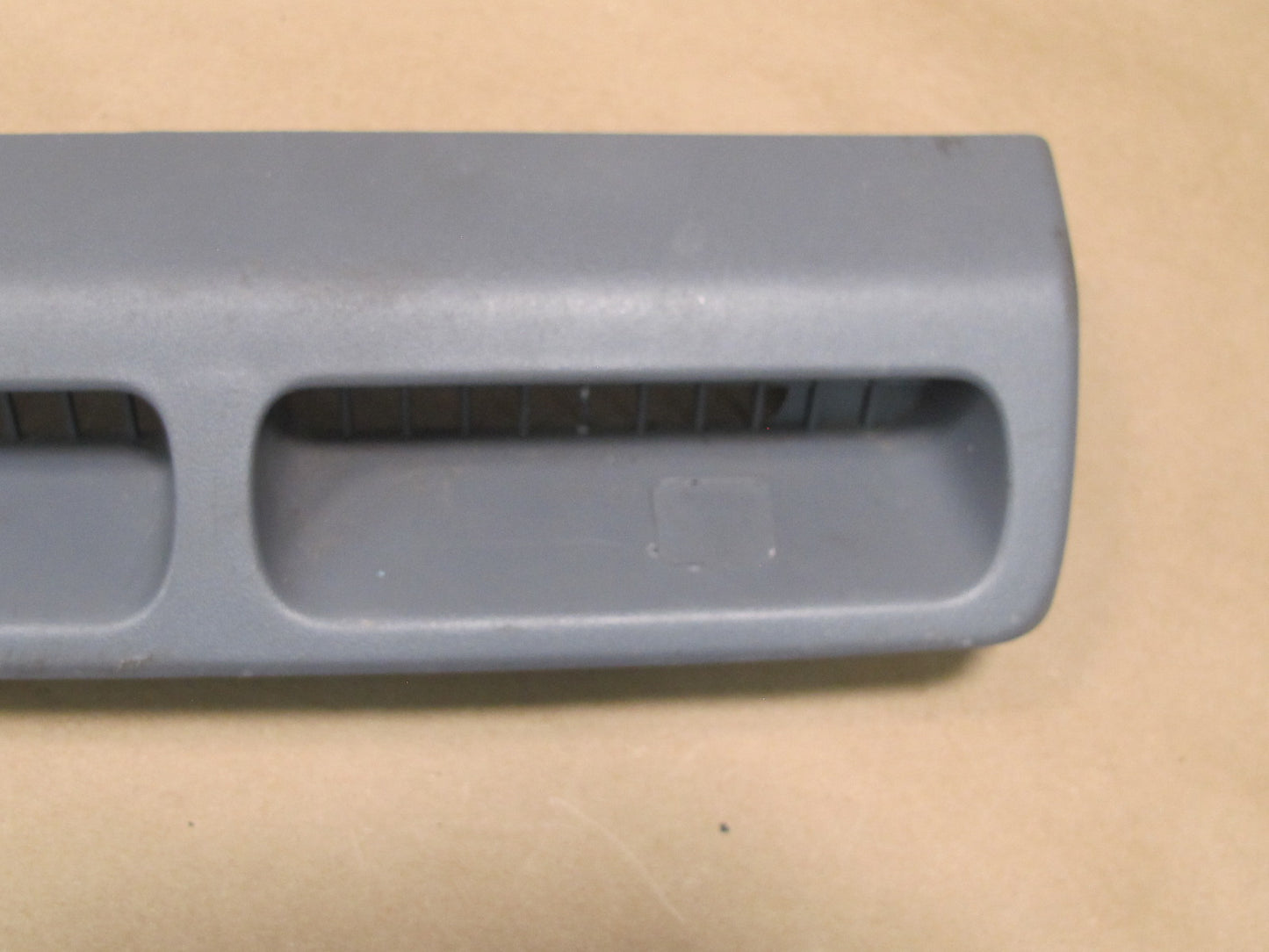 95-00 Lexus UCF20 LS400 Set of 2 Rear Right Left Air Vent Trim Cover Gray OEM