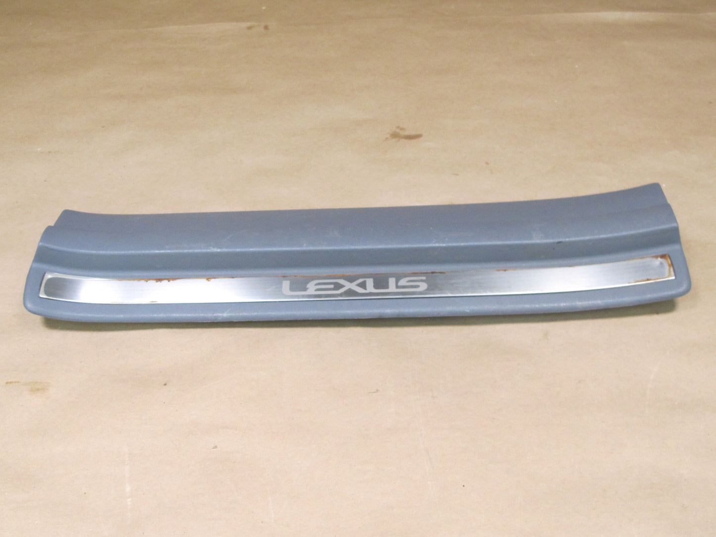 98-00 Lexus UCF20 LS400 Set of 2 Rear Door Scuff Sill Plate Trim Gray OEM