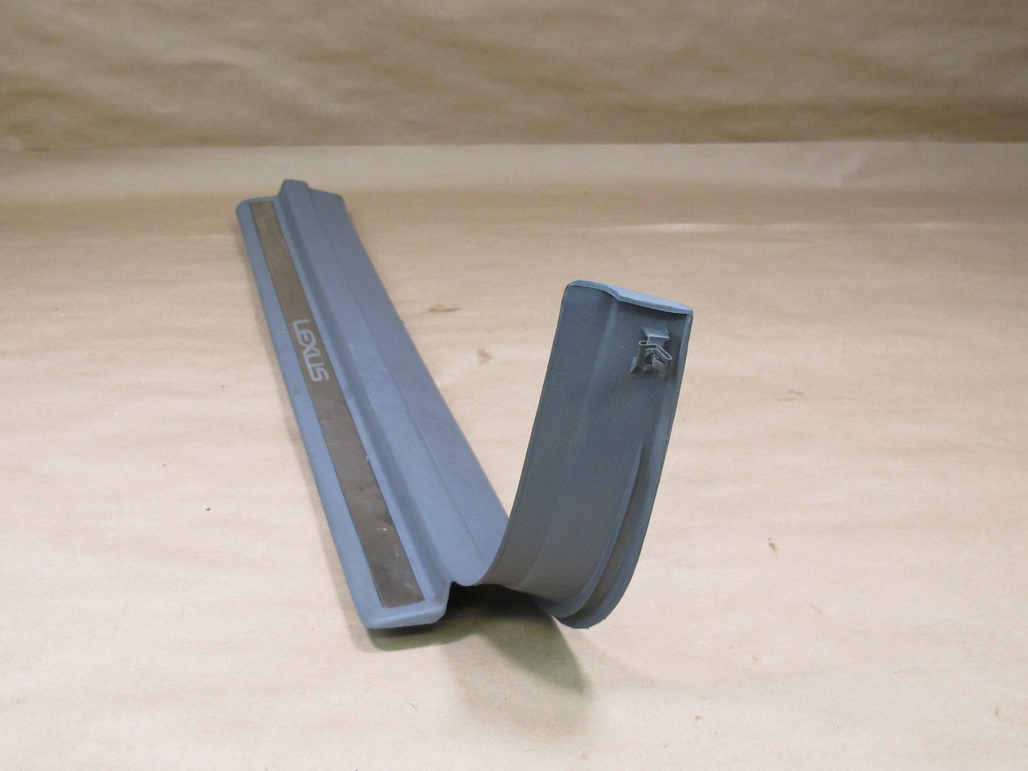 98-00 Lexus UCF20 LS400 Set of 2 Door Scuff Sill Plate Trim Panel Gray OEM