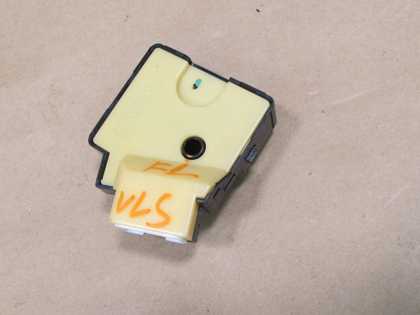 95-00 Lexus LS400 Front Left Driver Side Seat Memory Control Switch OEM