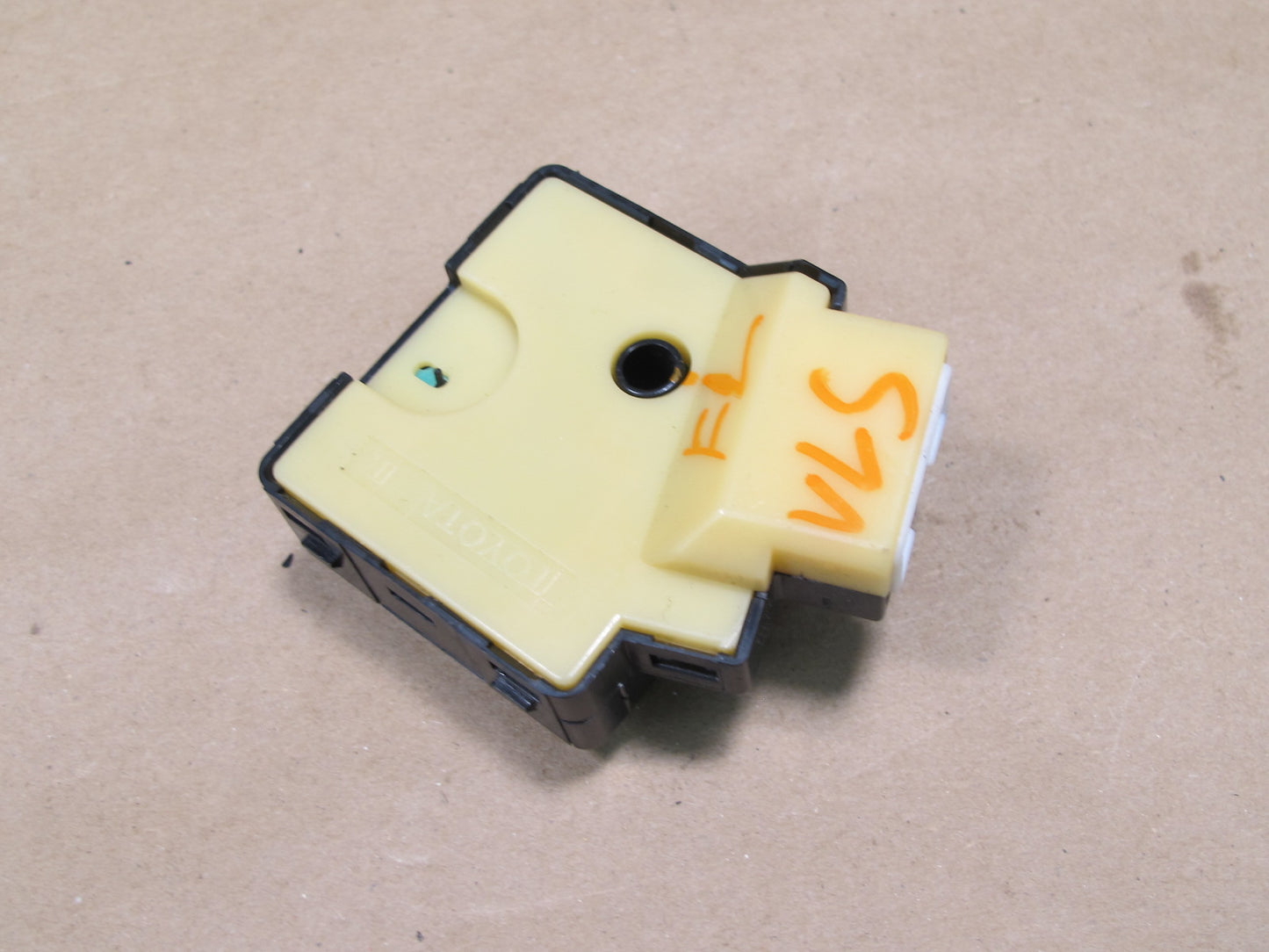 95-00 Lexus LS400 Front Left Driver Side Seat Memory Control Switch OEM