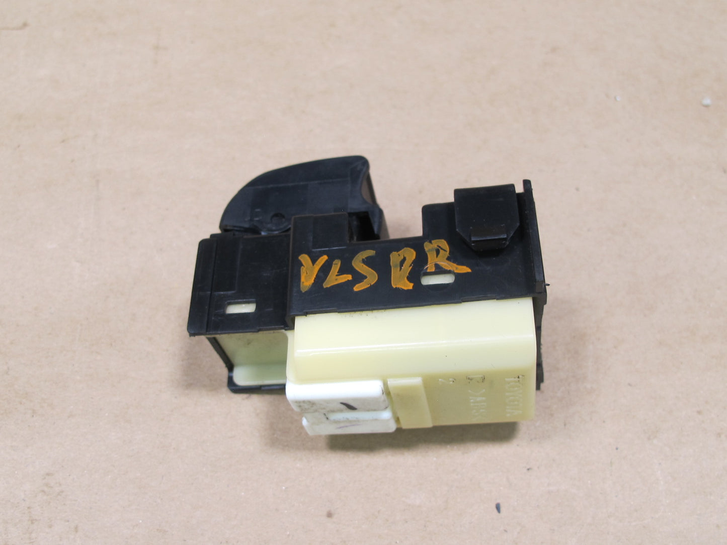 98-00 Lexus LS400 UCF20 Rear Right Door Window Switch OEM