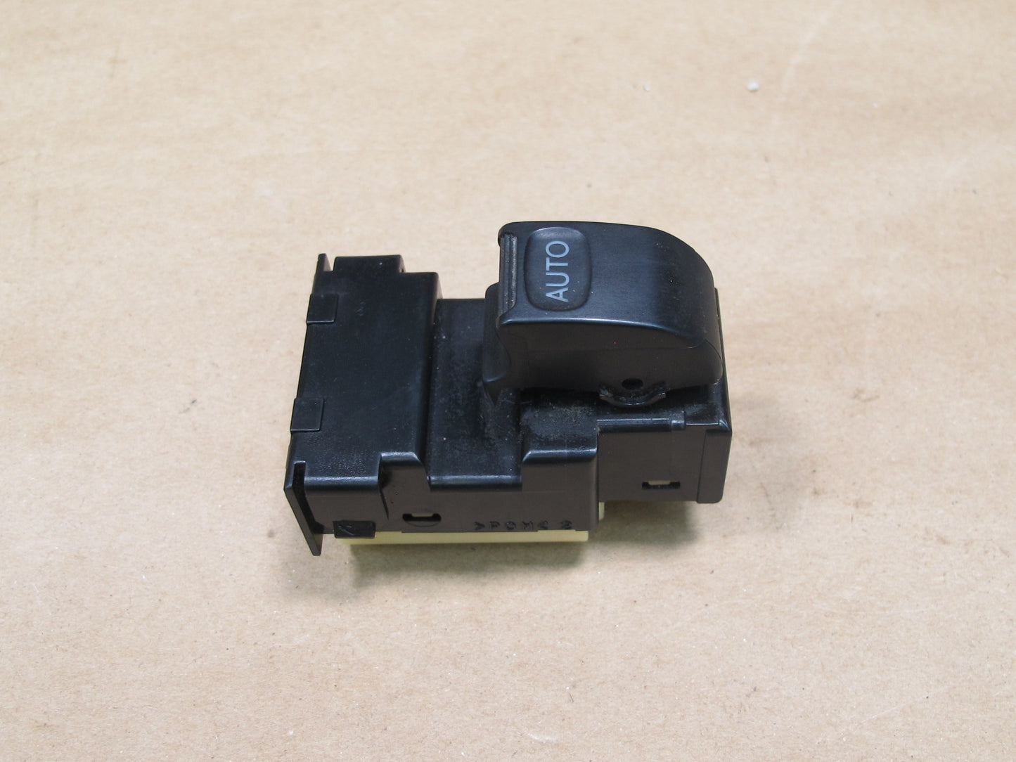 98-00 Lexus LS400 UCF20 Rear Right Door Window Switch OEM