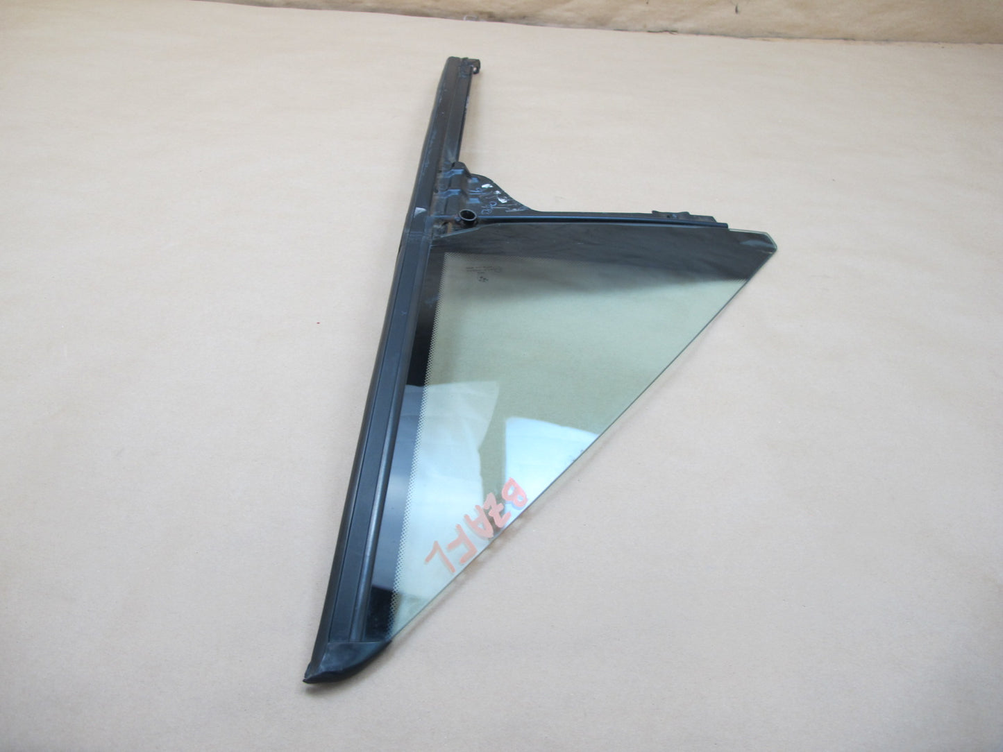 96-02 BMW E36/7 Z3 Roadster Front Left Vent Window Glass w Bracket OEM